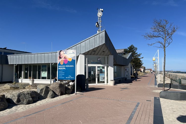 Außenansicht des Hauptgebäudes
